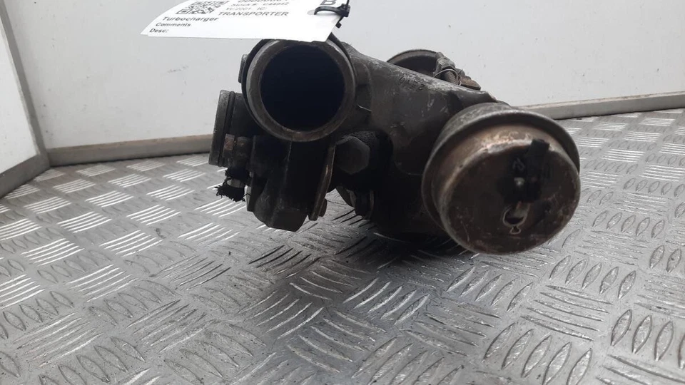 2001 Volkswagen Transporter 2461 turbocompressor diesel 074145701A - Imagem 3 de 4