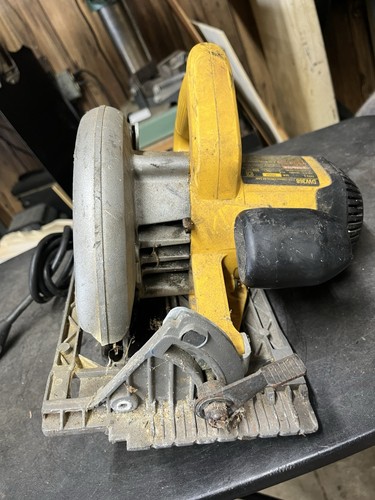 DeWalt DW368 Seghetto circolare con filo 7-1/4" - senza custodia - Foto 2 di 8