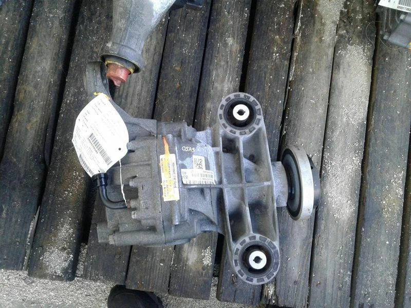 2015-2020 Dodge Charger Challenger RWD Rear Differential Carrier 2.62 Ratio OEM - Image 4 of 4