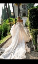 New wedding dress size 10 ivory lace, drop waist, with chapel train