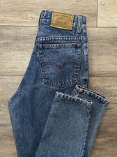 Vtg 80s Levi  s 900 Series High Rise Relaxed Fit Tapered Leg Jeans 24Wx30L Actual