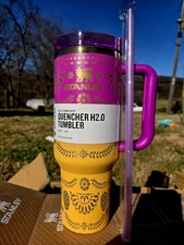 Stanley x Día De Los Muertos Collection QUENCHER H2.0 FLOWSTATE TUMBLER 40