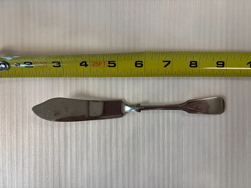 INTERNATIONAL STERLING SILVER BUTTER KNIFE | 1810 PATTERN