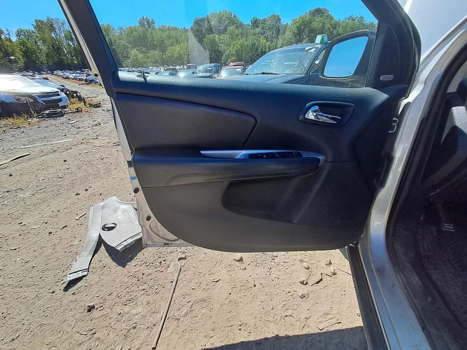 Used Front Left Door Interior Trim Panel fits: 2012 Dodge Journey  Grade A - Изображение 2 из 4