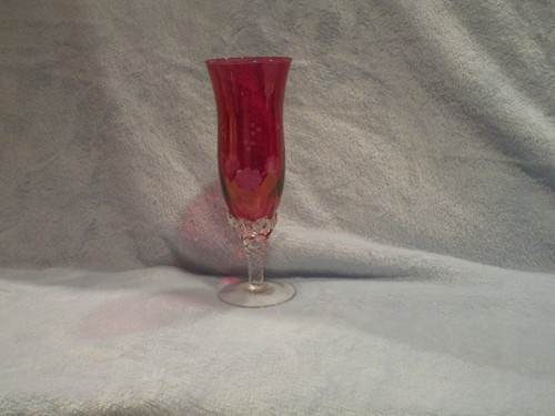Vintage Footed Red Champagne or Tall Wine Glass with Engraved Flowers - Picture 2 of 2