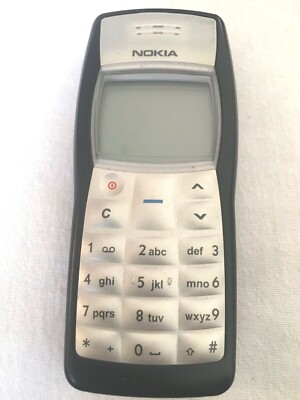 NOKIA 1100 VOLL FUNKTIONSBETRIEB (ENTSPERRT) HANDY, UK, SPRACHE INSTALLIERT