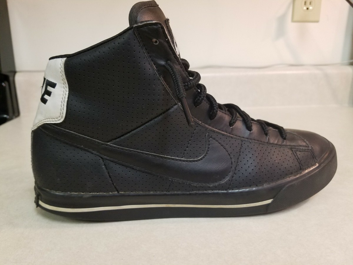 nike sweet classic black