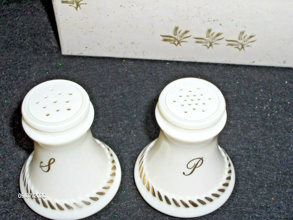 AGITADORES DE SAL Y PIMIENTA DE VIDRIO DORADO CREMA Y ORO ~NUEVOS EN CAJA~ Foto 4 de 4