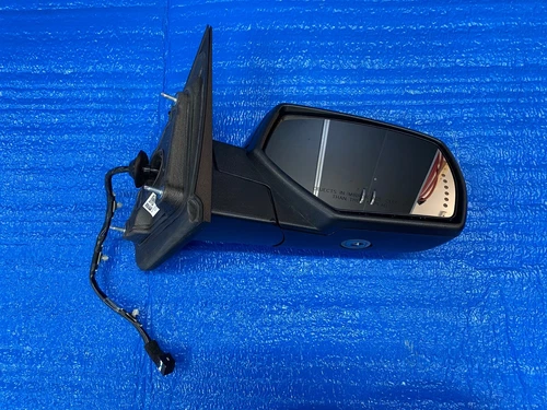 2014 - 2018 CHEVROLET SILVERADO LTZ RIGHT SIDE MIRROR POWER FOLD MEMORY BLACK