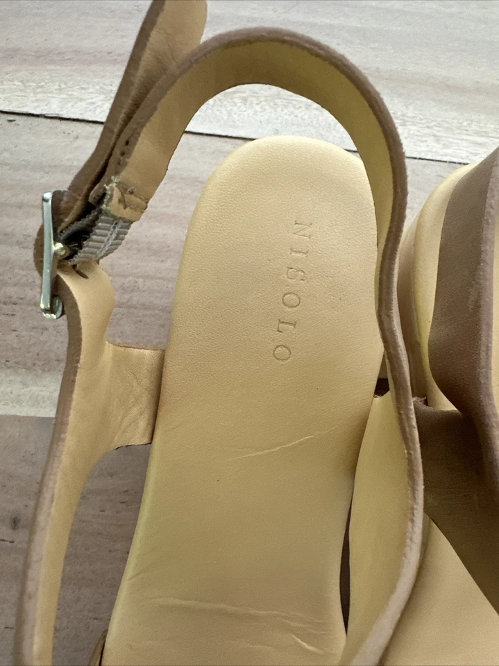 Zuecos NISOLO Anthropologie talla 10 todo el día punta abierta cuero natural madera $170 Foto 4 de 4