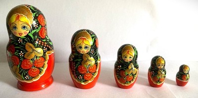 Vintage Volkskunst russische Matroschka Puppen handbemalt Holz Babuschka x 5