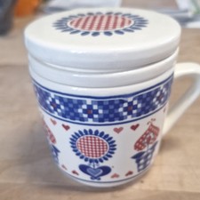W&auml;chtersbach Keramik Aufbewahrungsgef&auml;&szlig; mit Deckel Blumen wei&szlig; blau rot 9cm