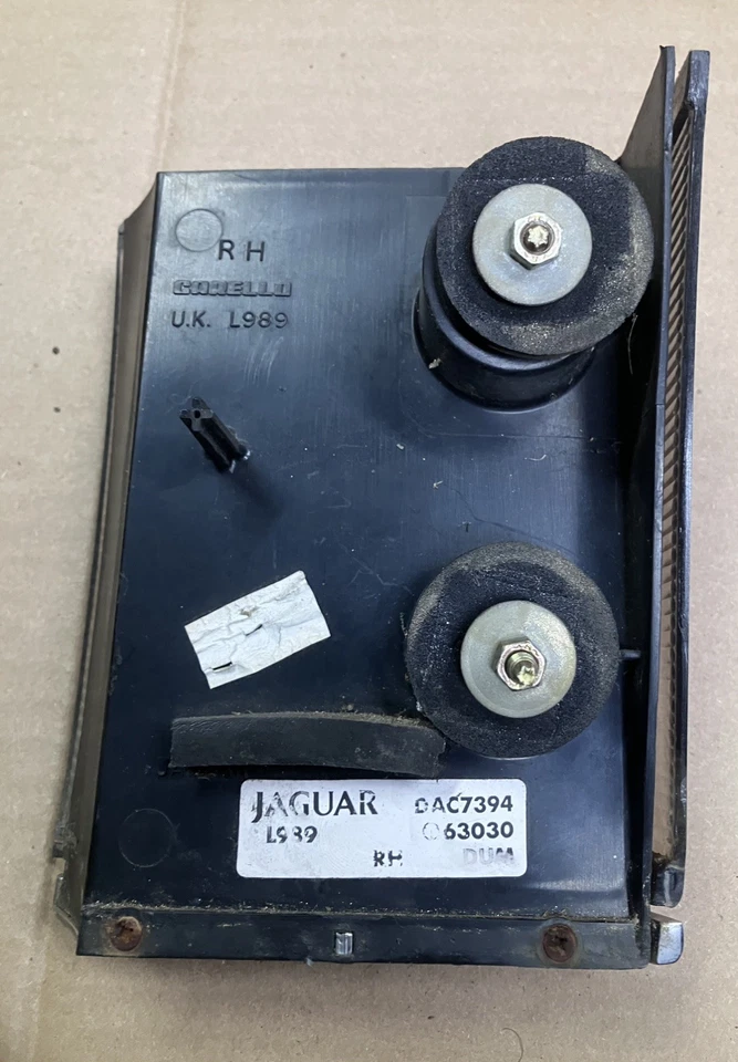 92-96 Jaguar XJS Serie 3 Lámpara Maniquí Trasera Derecha Lateral del Pasajero DAC7394 OEM Foto 2 de 4