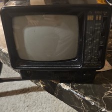 Alaron 5" B&W TV with AM/FM Radio Vintage, Model TV-625R MPN TV-625R