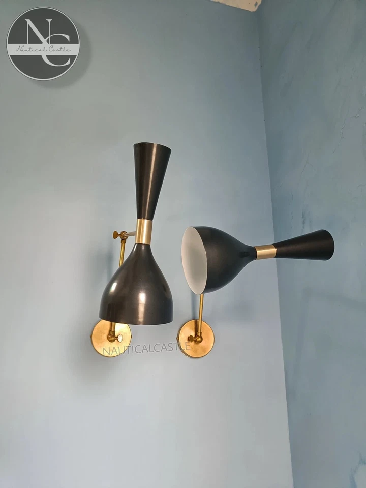 Aplique de pared negro par 1950 mediados de siglo italiano Diablo Stilnovo... - Imagen 4 de 4