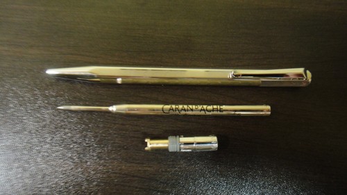 CARAN D ACHE ECRIDOR CHEVRON SILVER PLATED RHODIUM COATED BALLPOINT PEN - Picture 3 of 12