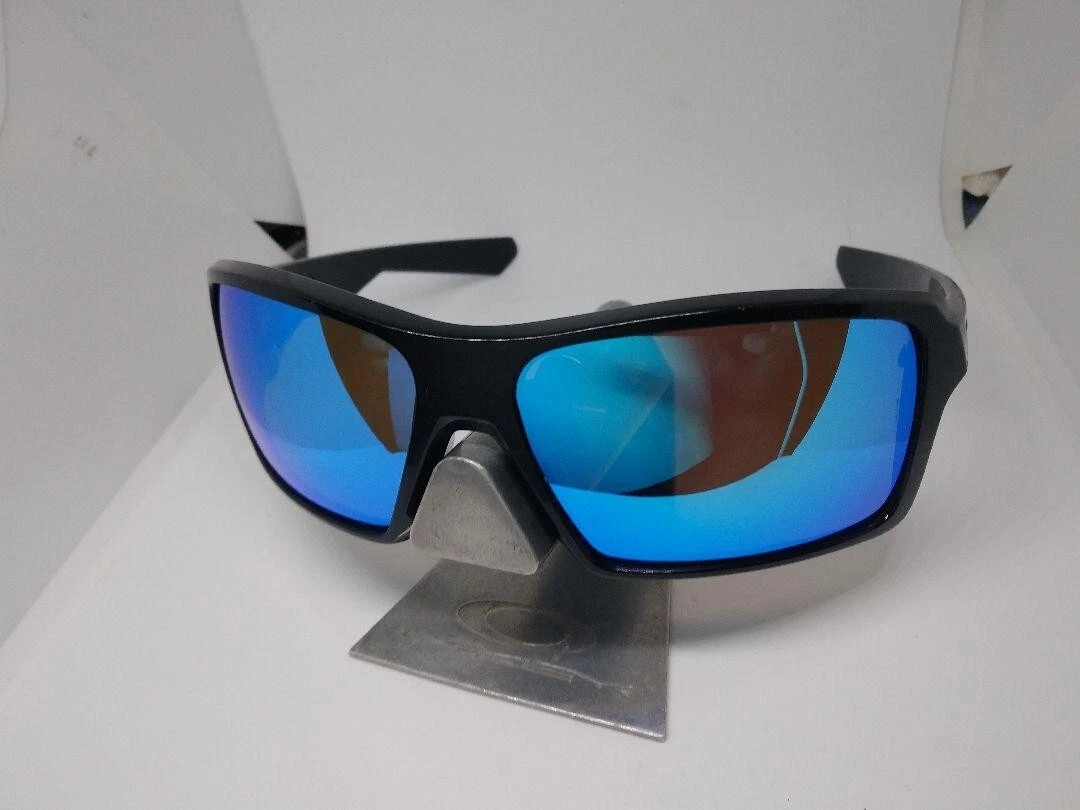 Why are oakleys so expensive compared to other brands of sunglasses when  they're just plastic frames with glass lenses? - Quora