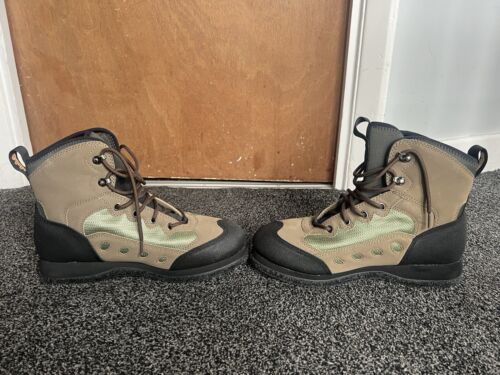 Cabela’s waterproof fishing boots With Belt And Cleats Bottom - Picture 2 of 8