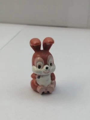 Ü-Ei Figur Häschen Pooh sitzend - aus der  Serie Tao Tao und seine Freunde 1984 - Bild 1 von 4