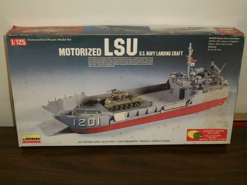 Lindberg 1/125 Scale LSU, U.S. Navy Landing Craft - 第 1/1 張圖片