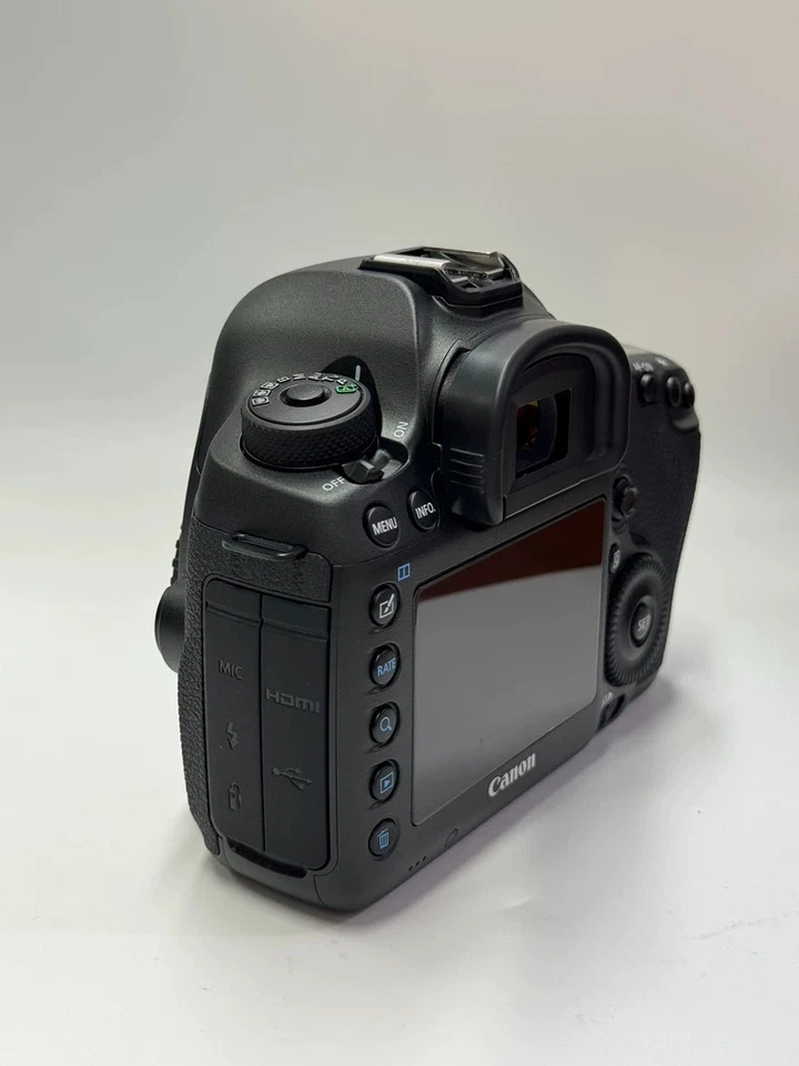 Cuerpo de cámara digital Canon EOS 5DsR 50,6 MP SLR con cargador y batería/tarjeta de memoria Foto 3 de 4