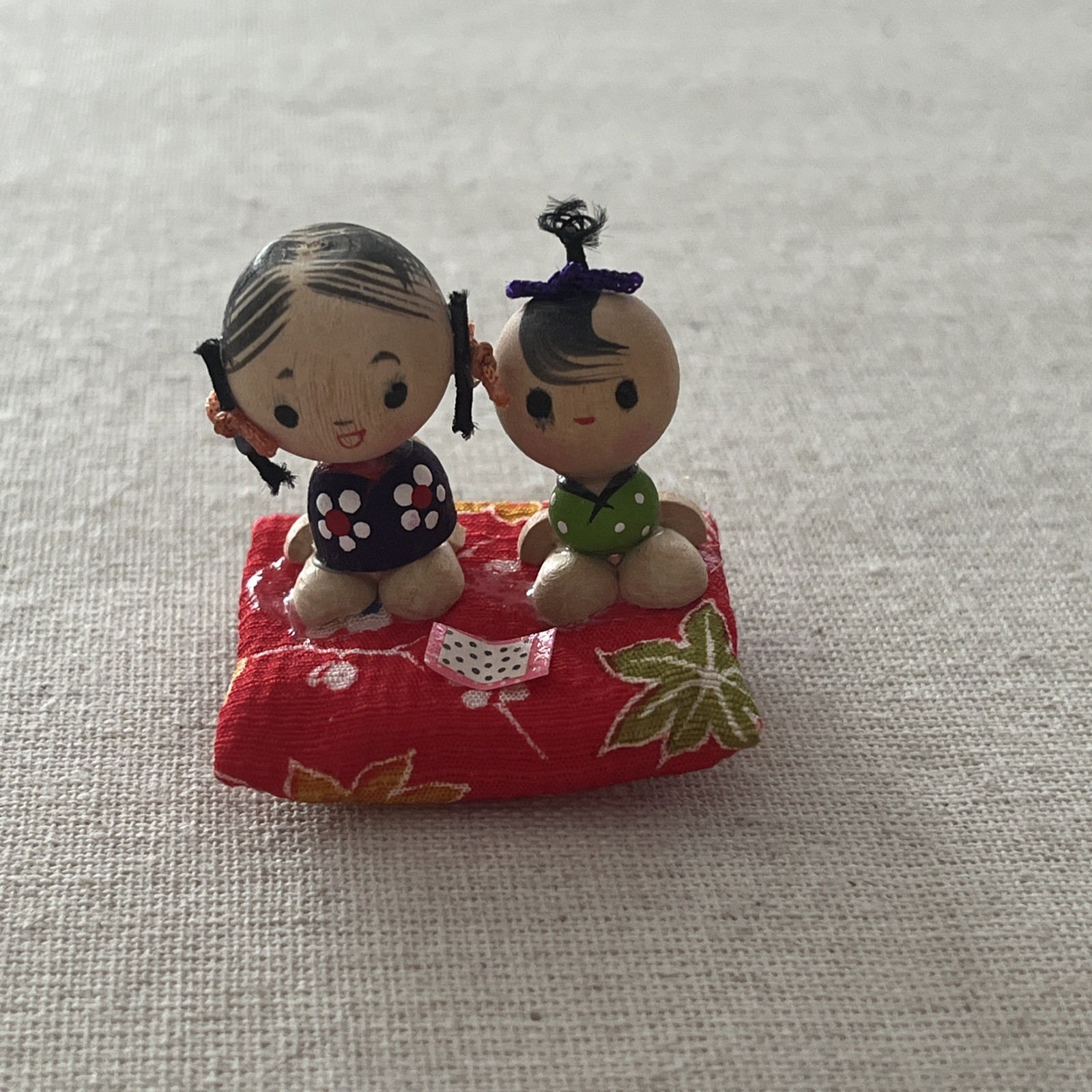 Mini Kokeshi Doll Kimono Girl Sitting on Zabuton Vintage Rare