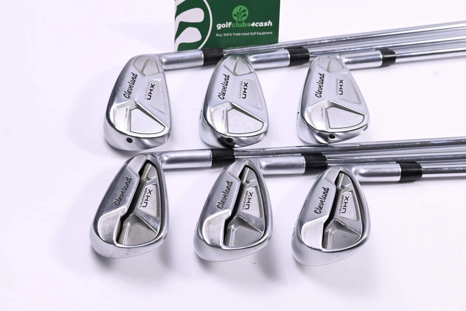 Cleveland Launcher UHX Irons / 5-PW / Regular Flex Dynamic Gold DST 98 R300 - Image 2 of 4