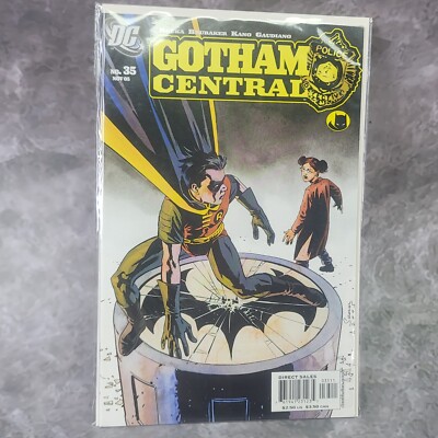 Gotham Central #35 - DC Comics Comic book Bagged & Boarded