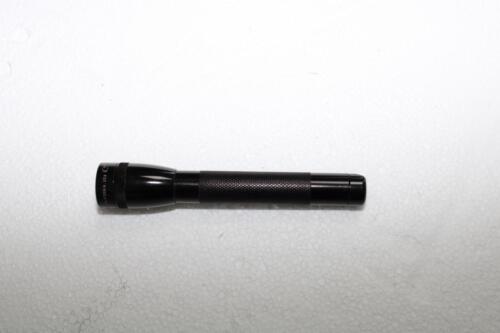 MAGLITE Mini Maglite AA Taschenlampe SCHWARZ 145 mm, ø 25,5 mm gebraucht - Bild 1 von 1