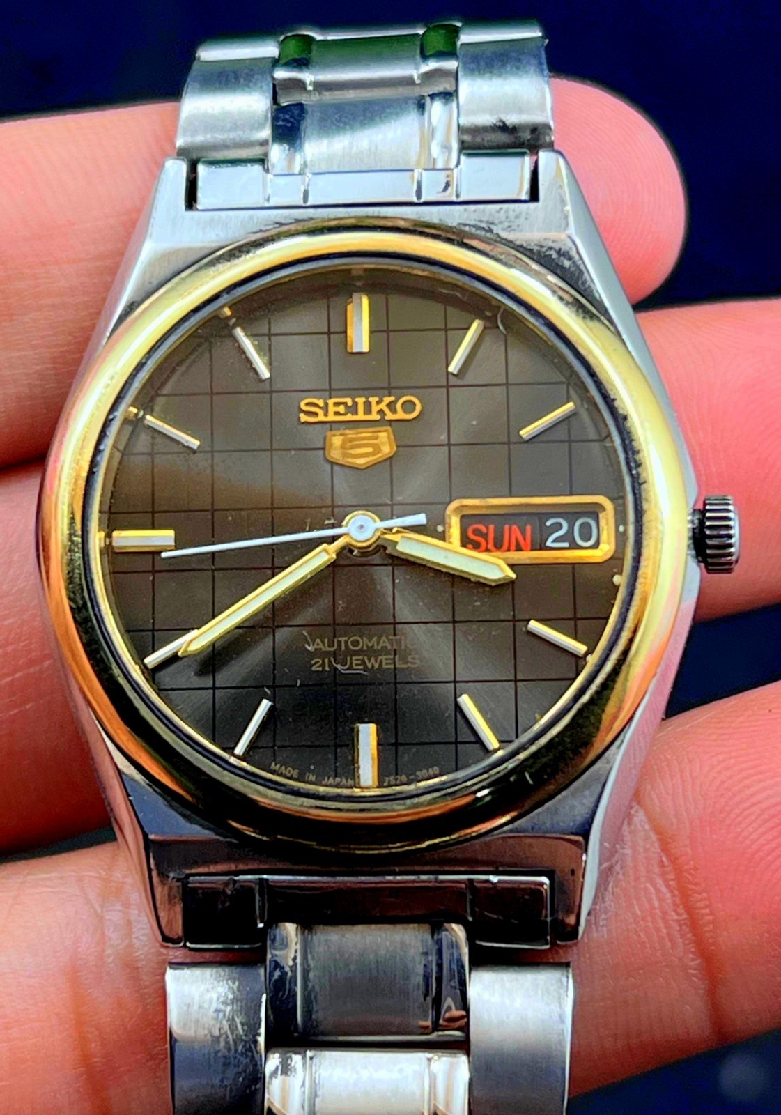 DATE AUTOMATIC JEWELS Back WATCH MEN VINTAGE WRIST Glass SEIKO JAPAN DAY 21 5 - vintagewatches.pk