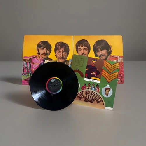 The Beatles Sgt. Pepper's Lonely Hearts Club Band STEREO VINYL record w/insert