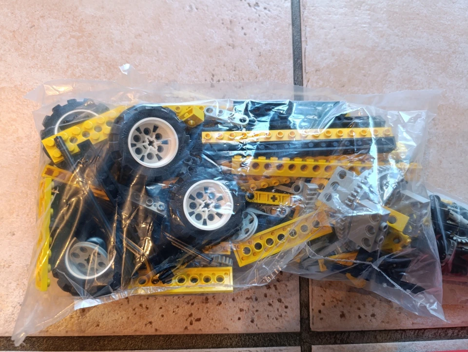 LEGO - Technic 8074 Universal Set with Flex System - Bild 2 von 2