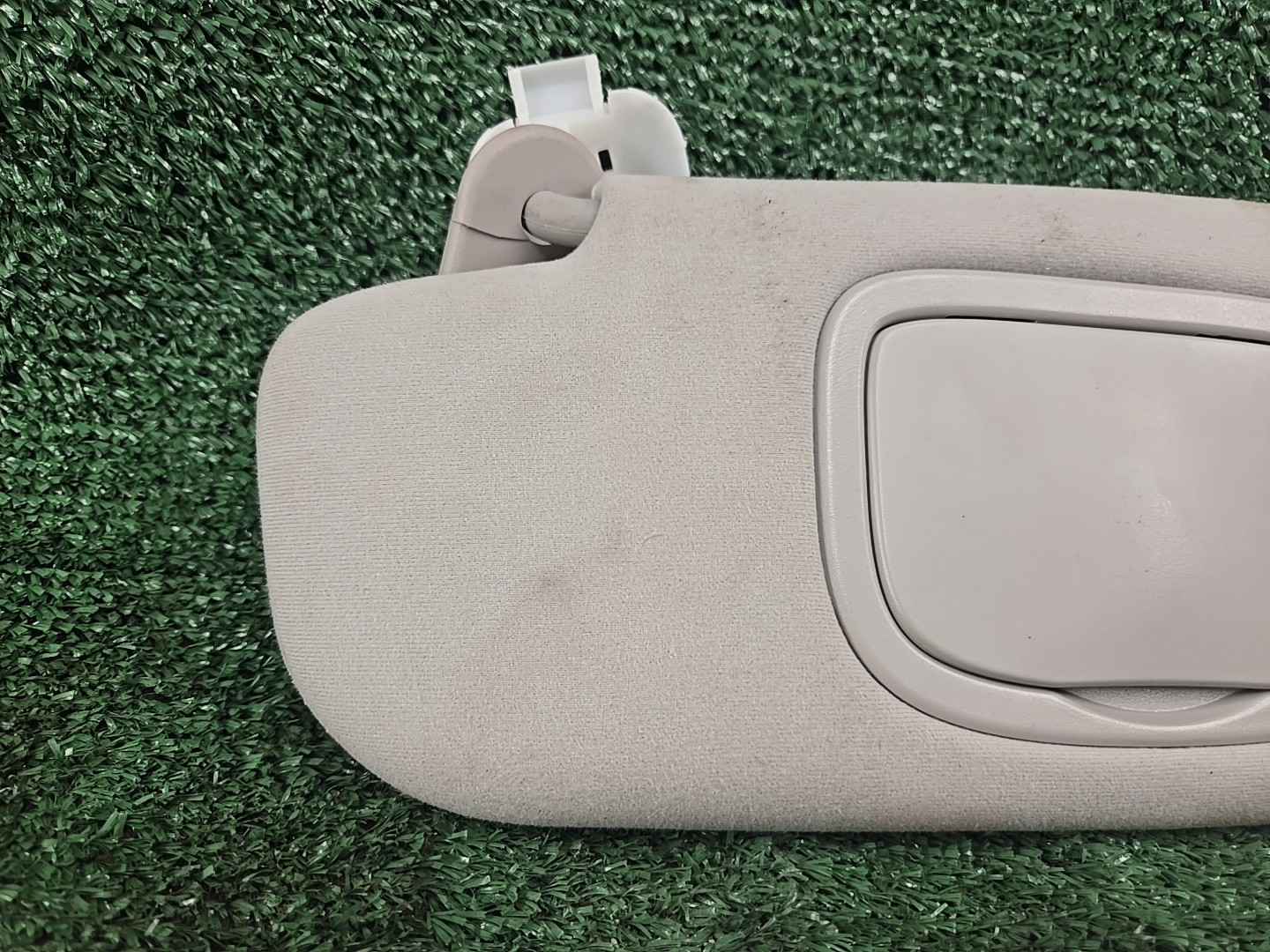 14-20 Maserati Ghibli M157 OEM Sun Visor Visors Shades & Mirror Set Gray