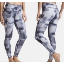 Athleta Size S Chaturanga High Rise Tight Legging Alpine Pattern Gym Workout