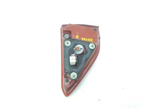92403H8400 Piloto Trasero Izquierdo Interior para KIA STONIC (YBCUV) DRI 9100402 - Imagen 3 de 9