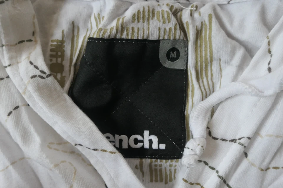 BENCH Cooles Top mit Kapuze weiß braun/khaki Muster wie NEU! Gr. M - Bild 2 von 4