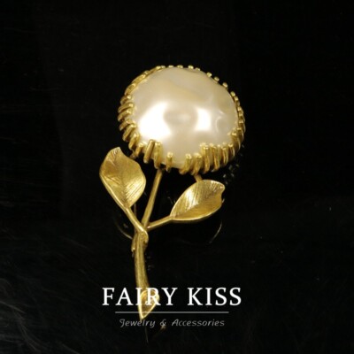 Vintage Copper Material Pearl Jelly Resin Flower Brooch Vintage Antique Jewelry