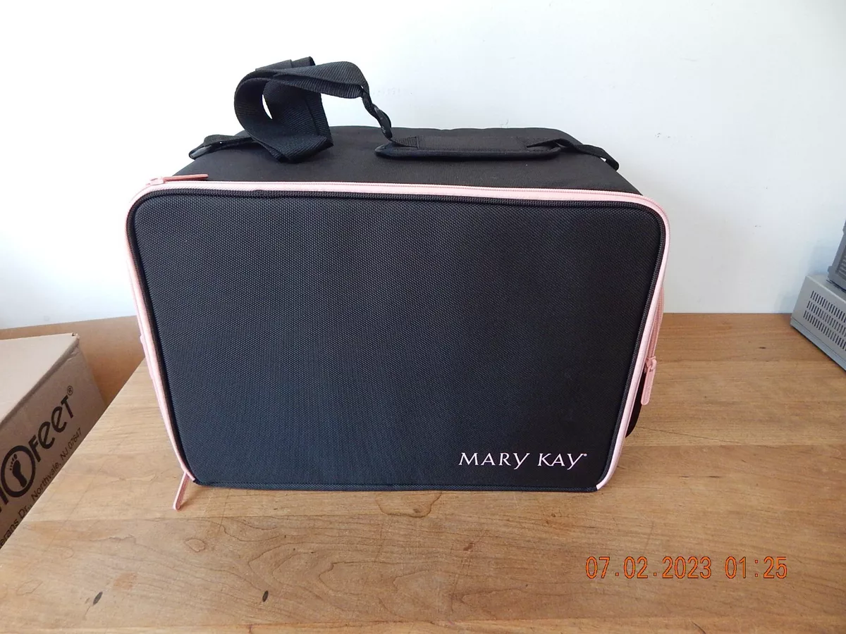 Makeup carrier best sale