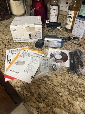JVC Everio GZ-MG330HU Hybrid 30GB HDD Camcorder Digital y2k Video Camera  WORKS