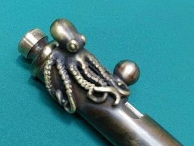 Ballpoint Pen Bolt Action Octopus Laps/Around #67de3c