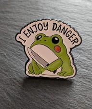 Funny Frog Pin - "I Enjoy Danger" Enamel Badge - Cute Toad with Knife Meme Gift