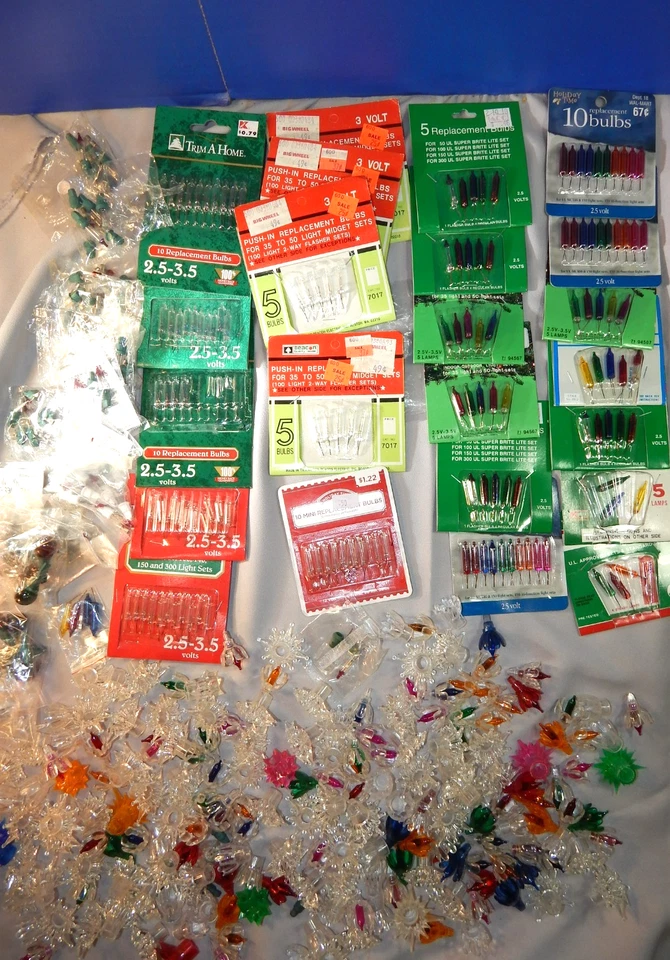 Lote De Colección De 21 paquetes y Mini Bombillas De Repuesto EXTRA 2.5-3.5 Voltios para Luces De Navidad Foto 2 de 4
