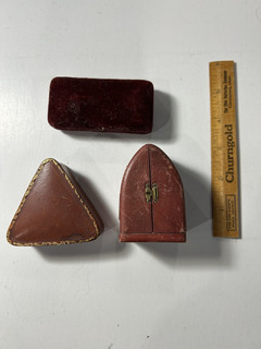 3 Flannel Buckle Jewelry Case Vintage Leather Small Ring Boxs ?
