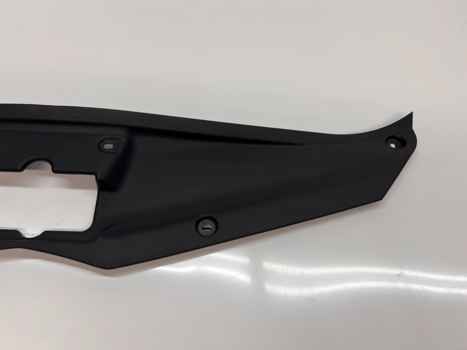 LAMBORGHINI AVENTADOR LP700 LP770 FRONT TRUCK LOCK COVER PLASTIC OEM 470857161C