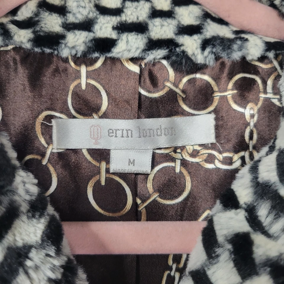 Erin London Med Women's Vest Soft Faux Fur Checkered & Satin Lined w/ Pockets - Image 3 of 4