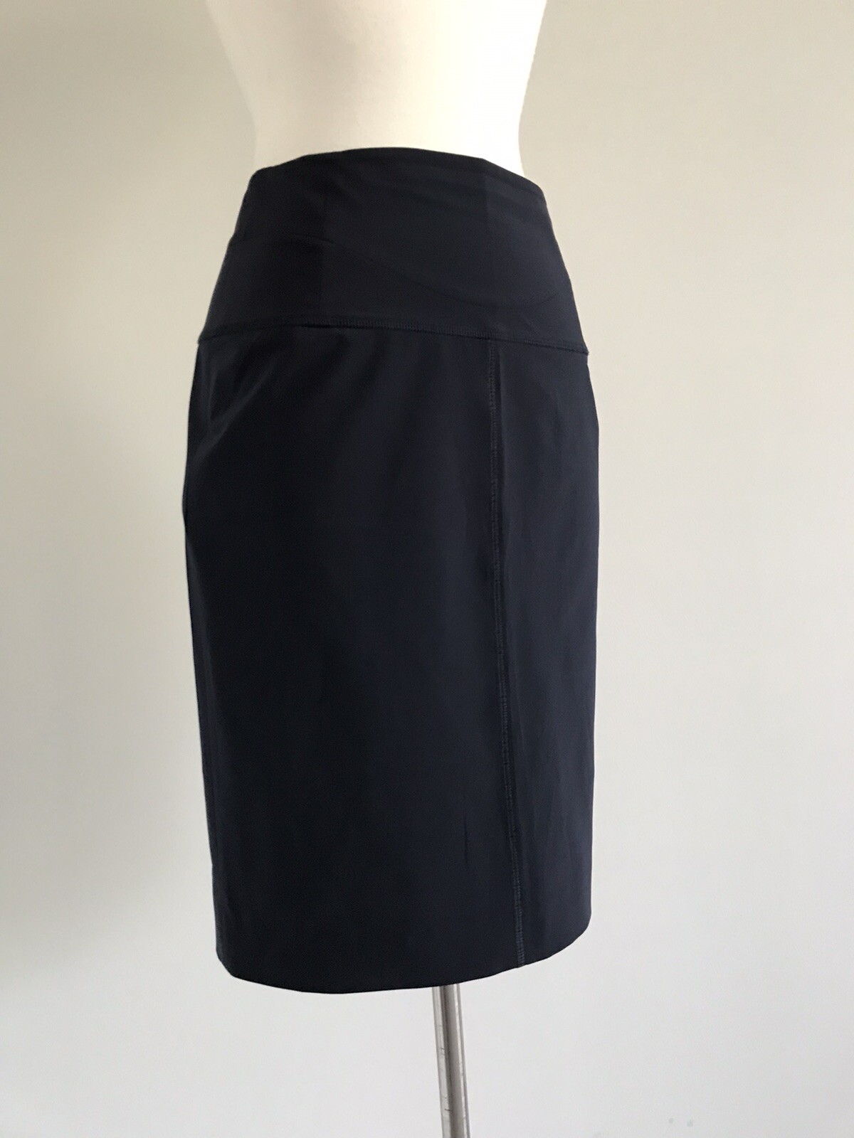 AUTHENTIC PRADA POLYESTER ELASTANE PENCEL UNLINED… - image 2