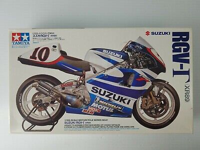 Tamiya 14081 1/12 Scale Model Kit Suzuki RGV-500 Gamma XR89 Roberts,Jr MotoGP'99