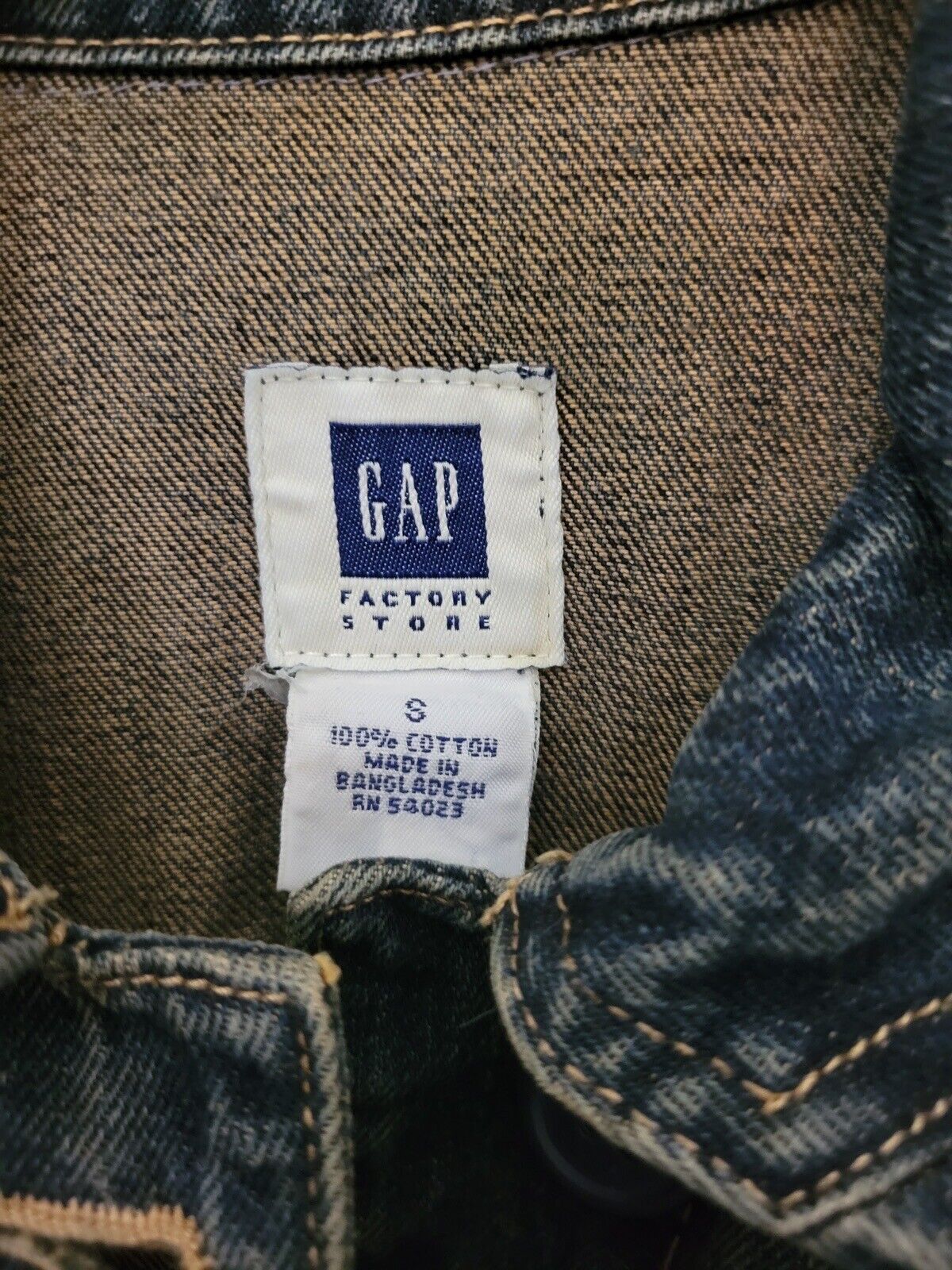 Gap Denim Jacket Women - image 3
