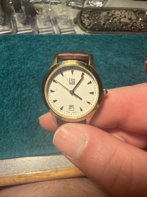 Vtg ESQ Swiss Women Dress Gold Tone Date Leather Quartz Watch 