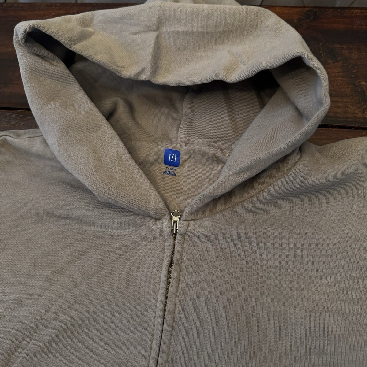 Yeezy YZY x Gap x Balenciaga Unreleased Grey Full Zip H14 Yeezy YZY x Gap x Balenciaga Unreleased Grey Full Zip H14